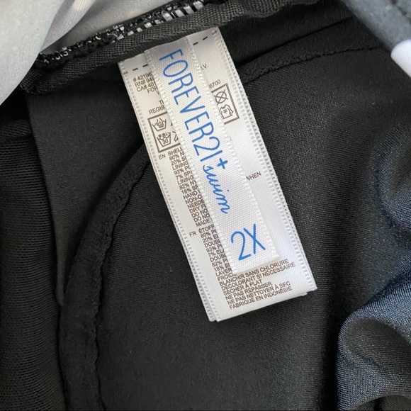 Black and White Polka Dot One Piece - Picture 3 of 3